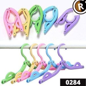 Multicolor Plastic Hangers
